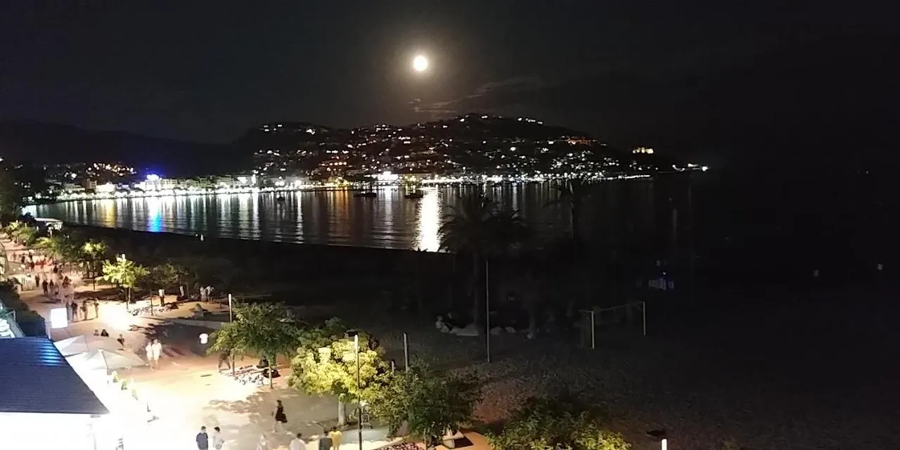 Apartament Oasis B3 로지즈 아파트