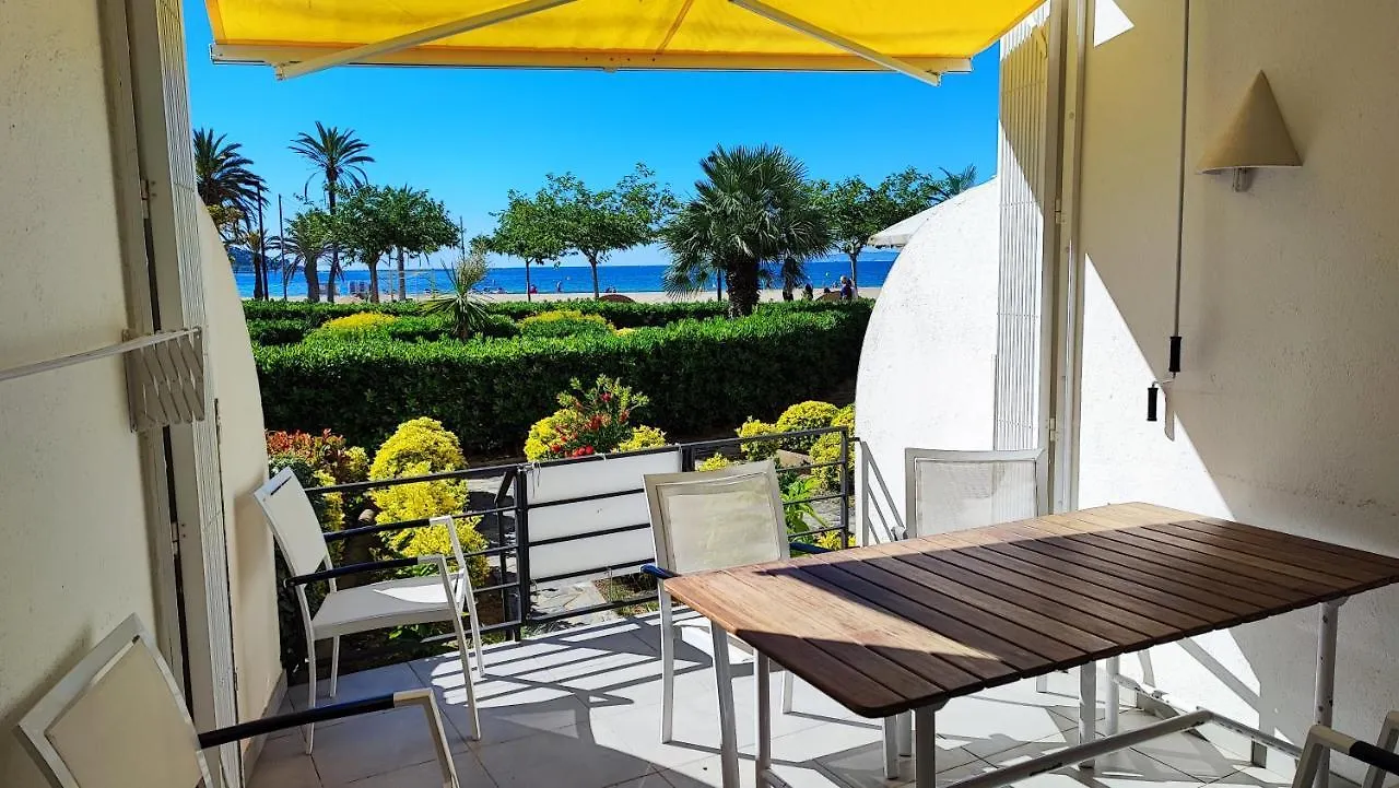 Apartament Oasis B3 Roses contacts